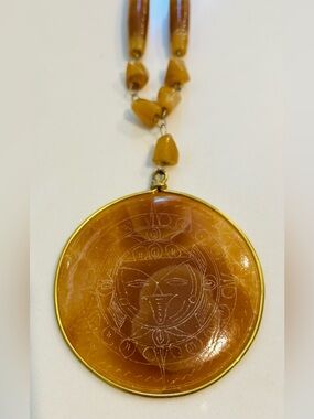 Carved  32” Agate Aztec Mayan Calendar Pendant  Art Stoned Necklace 70s